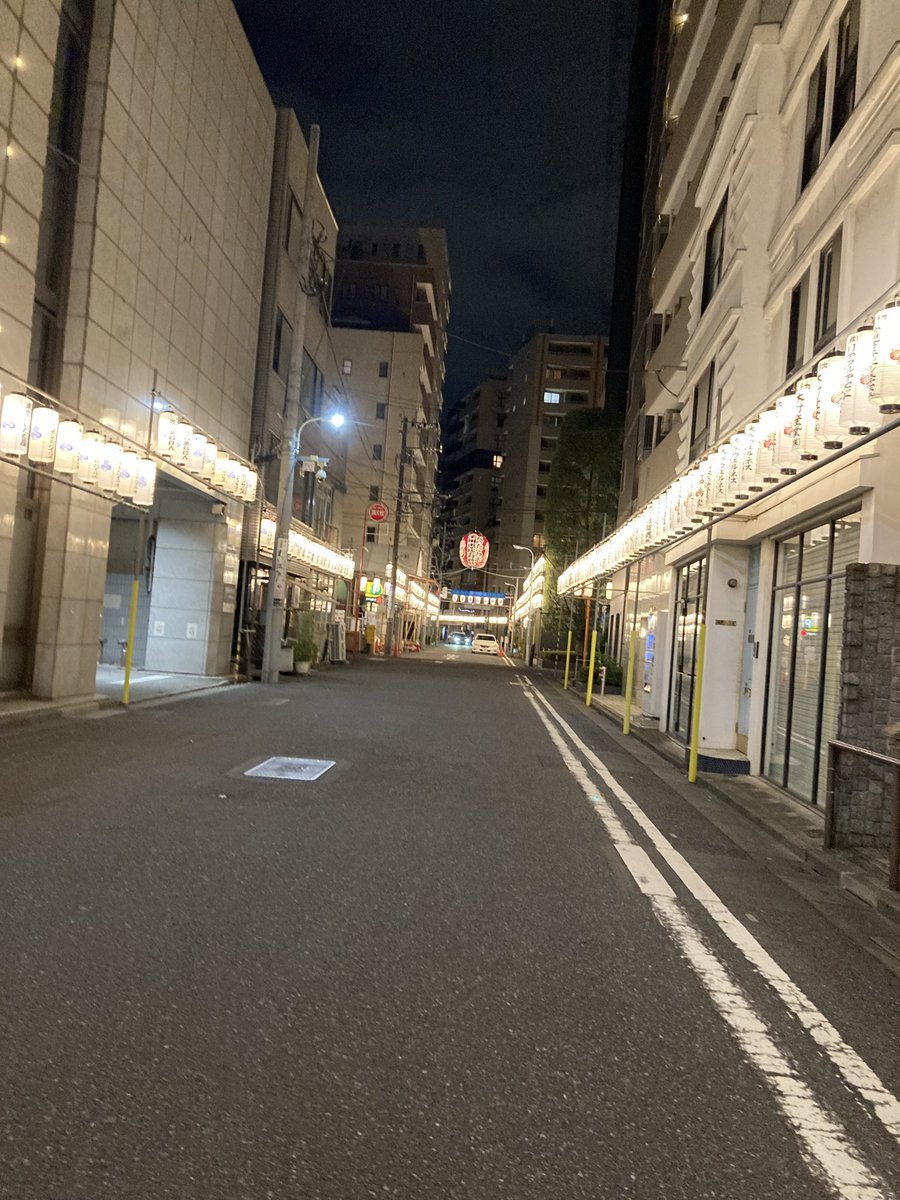 nihonbashiko's tweet photo. はじまるよー🏮

#べったら市
#べったら祭り
#日本橋
#nihonbashi 
#tokyo 
#お祭り https://t.co/uRQCw9FkW8