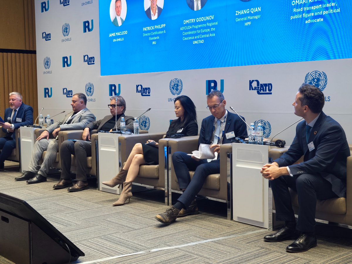 UNOHRLLS's tweet photo. For #LLDCs, efficient & resilient transport systems are essential for strengthening competitiveness + connectivity to regional and global markets.

Today in Astana 🇰🇿, @UNOHRLLS  joined partners for a  Regional Dialogue on Advancing the #APoA under the theme:  Building a Professional and Resilient Road Transport Industry for Greater Connectivity and Competitiveness.

➡️ Learn more about the event here:
https://t.co/UEgpJSmZ49