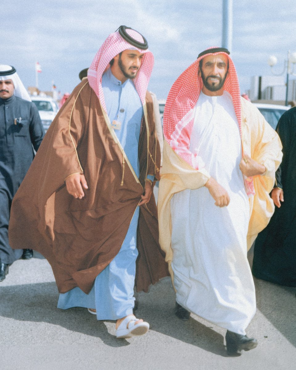 buhessa67's tweet photo. يعّل محمد في هنى وسعد وفضايل 
ويعّل زايد مِنزاله فِي جنات البرَادّي https://t.co/W2fbe44SjJ