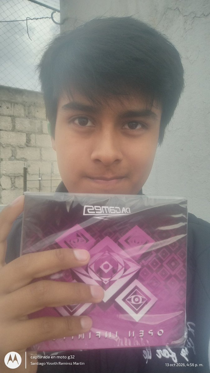 sondy623's tweet photo. @DAGamesOfficial I am truly happy and excited, thank you so much for giving us such a beautiful and wonderful album, from the bottom of my heart, thank you so much 🥹
Mi CD de #OpenInfinitum llegó ayer a mí, en México, no saben lo feliz que estoy por tenerlo en mis manos
#DAGames https://t.co/JBM9Hahsat