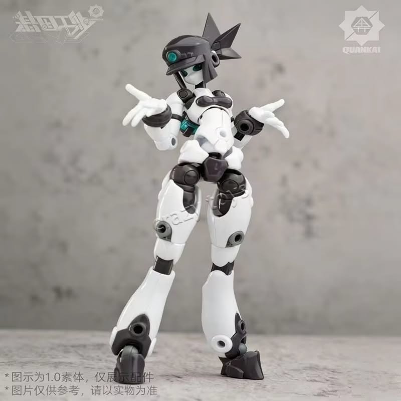 Daalisss's tweet photo. I swear being an anime fan would be so much easier if my favorite characters weren’t constantly getting released as beautiful collectibles that somehow make me forget that rent, food, and electricity exist. https://t.co/cbsXjCD947