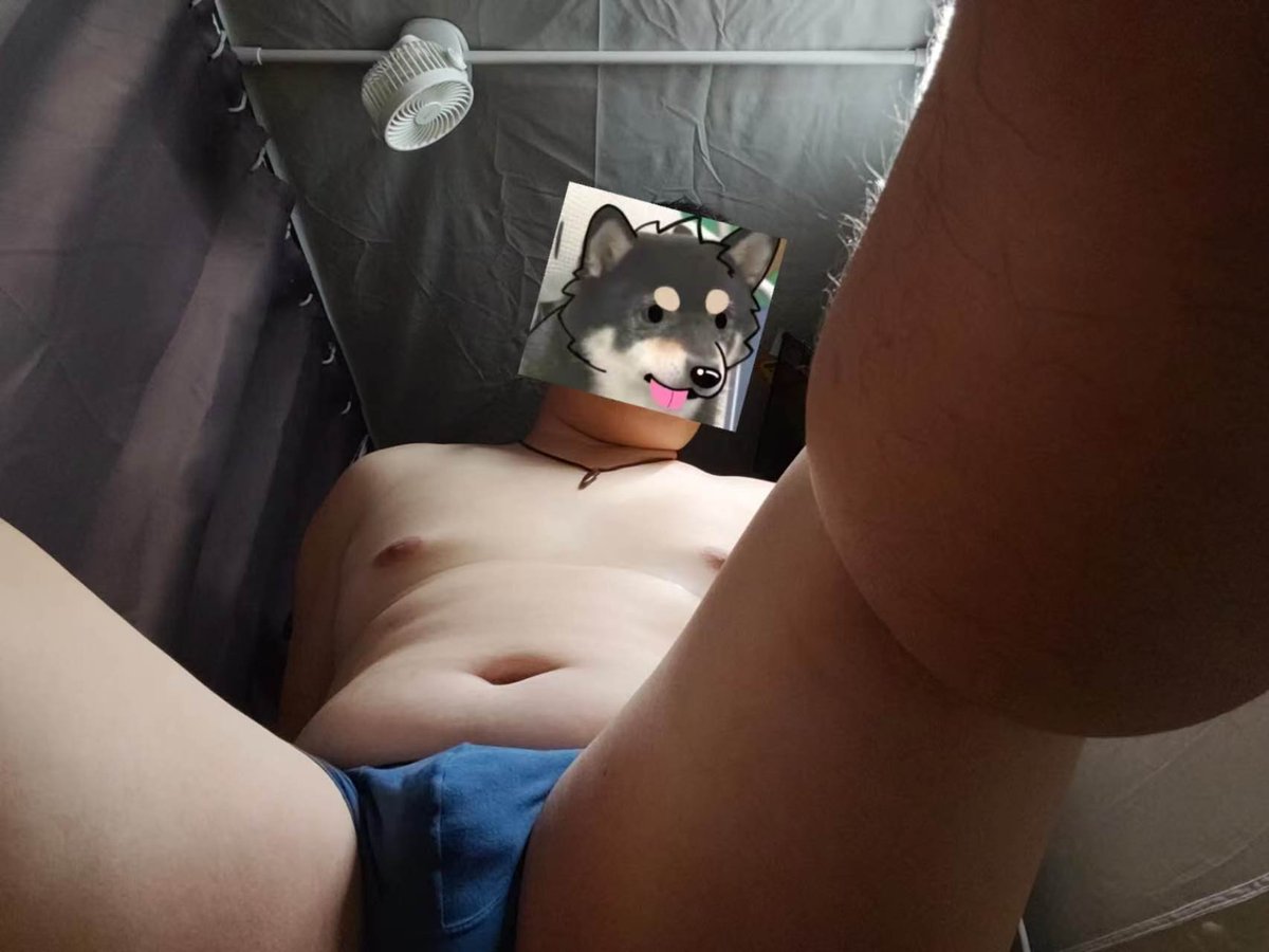 mmmccc619678's tweet photo. 今天，是蓝色的🐶，这样发真的会有人定制吗🤔 https://t.co/HjeappUj9F