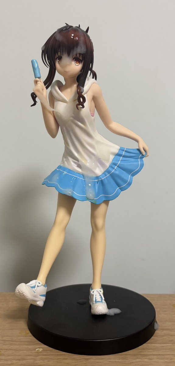 aru_bkk's tweet photo. mknちゃんに
 #フィギュアぶっかけ  #ぶっかけ https://t.co/cLTirHJ4re