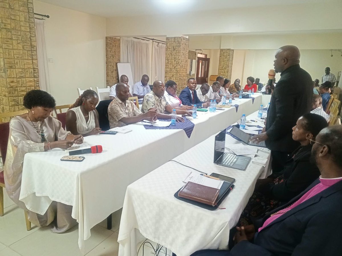 NLC_Kenya's tweet photo. NLC, through the #PigaNduru initiative, is working to protect public school land from grabbing.
Speaking at the ACK Education Secretaries’ Convention in Kisumu, NLC Vice Chairperson @DrJulieOseko  highlighted the Commission’s role in resolving land disputes &amp; securing school land https://t.co/P0KYsR2uN7