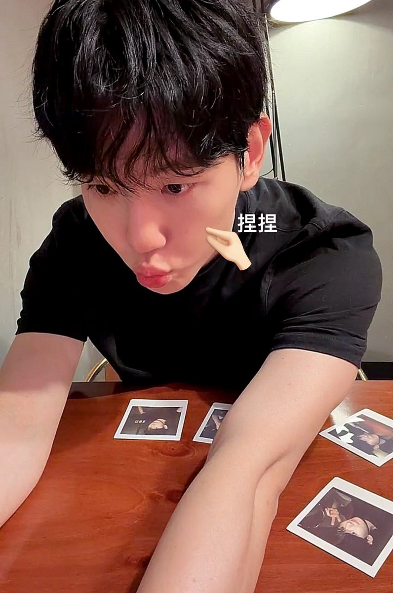 KUNMEIBIALE's tweet photo. 강아지🐾
 #큥 @BAEKHYUN #BAEKHYUN #큥이버블 https://t.co/1DxRNH2dwp
