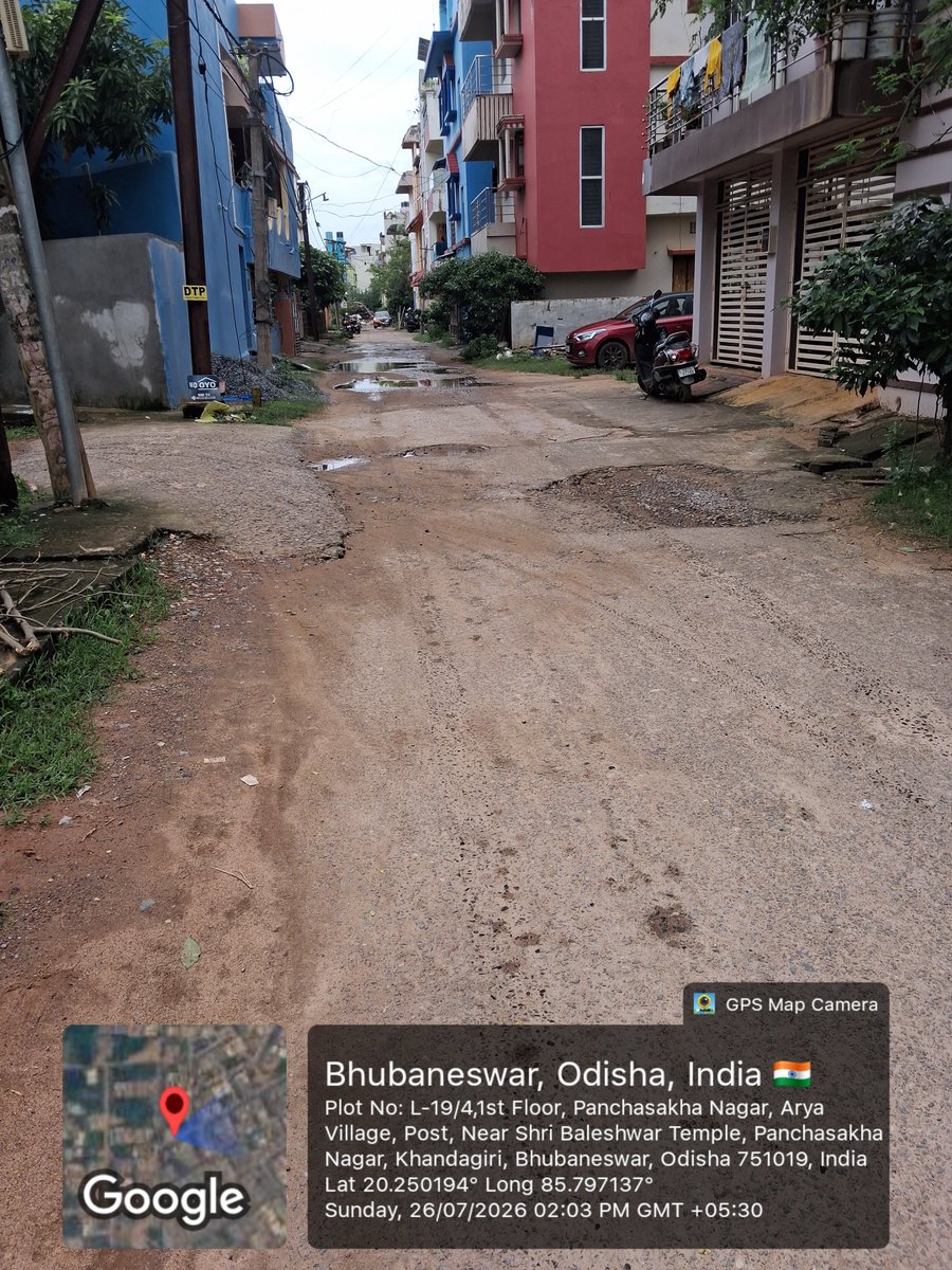 beingJitnayak's tweet photo. @bmcbbsr @HUDDeptOdisha @MoHUA_India @IPR_Odisha @CMO_Odisha @SecyChief @SRC_Odisha When will our roads be repaired??
@HUDDeptOdisha @MayorofBBSR 
@dr_kcmahapatra @PWD_Odisha  @ushapadhee1996 @ChanchalRanaIAS https://t.co/O7OXYHoEWf