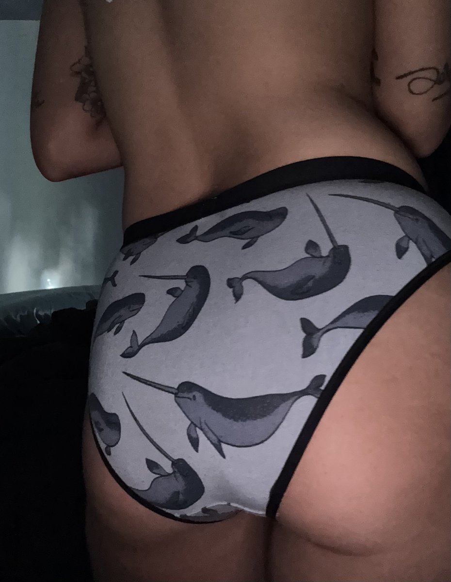 Bambi_istired's tweet photo. Look at my narwhals https://t.co/3X9PqWobxR