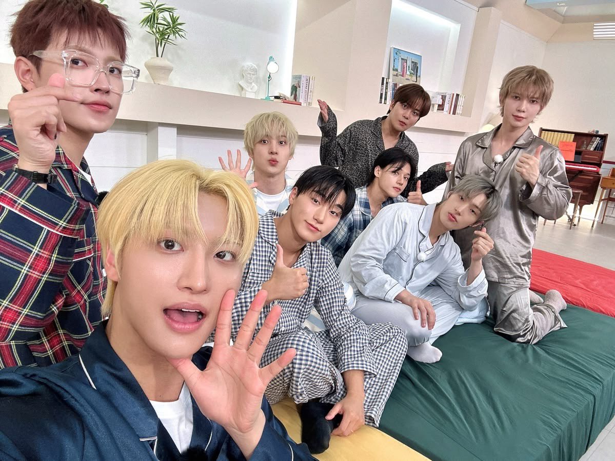 ATEEZMAD's tweet photo. [📢] 2026 MAMA - DAY 3

I vote #ATEEZ for Fan's Choice Male at #2026MAMAVOTE https://t.co/4XV41Z1oVS