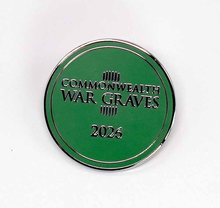 CWGC's tweet photo. Get your 2026 Commonwealth War Graves Badge and help remember the Fallen.

This simple yet meaningful badge is a way to honour the men and women of the Commonwealth whose stories we keep alive through commemoration.

Every donation supports the work of the Commonwealth War Graves Foundation, helping us share their stories with future generations and ensure their sacrifice is never forgotten.