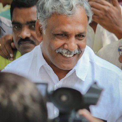 Surendrapagidi2's tweet photo. Prajarajyam EX MLA joins to Janasena✊
Old Leaders antha active avuthunnnaru 2029 elections racha rache🔥🔥
@JanaSenaParty @PawanKalyan
#ApLocalBodyElections https://t.co/RLpl1sdavb