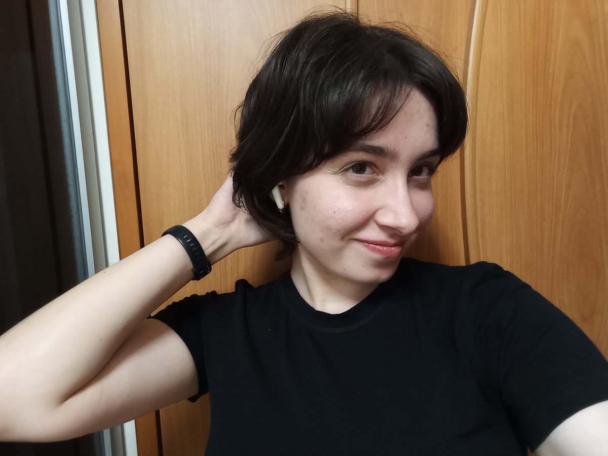 _aoristka_'s tweet photo. ваша няшк себя обкорнала (И ЕЙ ОЧЕНЬ НРАВИТСЯ) https://t.co/rtEhGVhe7S