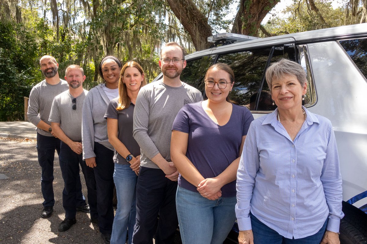 UFatWork's tweet photo. The @UFPublicSafety co-responder program pairs UFPD officers with mental health clinicians who jointly respond to calls that may involve a behavioral health component, bringing clinical expertise directly to those experiencing distress.

Read more @UFNews: https://t.co/BtTZ3P6NWI https://t.co/fkMzl7BuRI