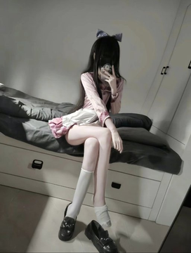 BeataZeg's tweet photo. 刚拍的形体课照，有人锐评吗？🥰… 

 来了，今天还继续！！！

 开脱！！上供~~ 没有📷

 流言2就给，看完不许说我福没毛📷 https://t.co/Pfexikskuk