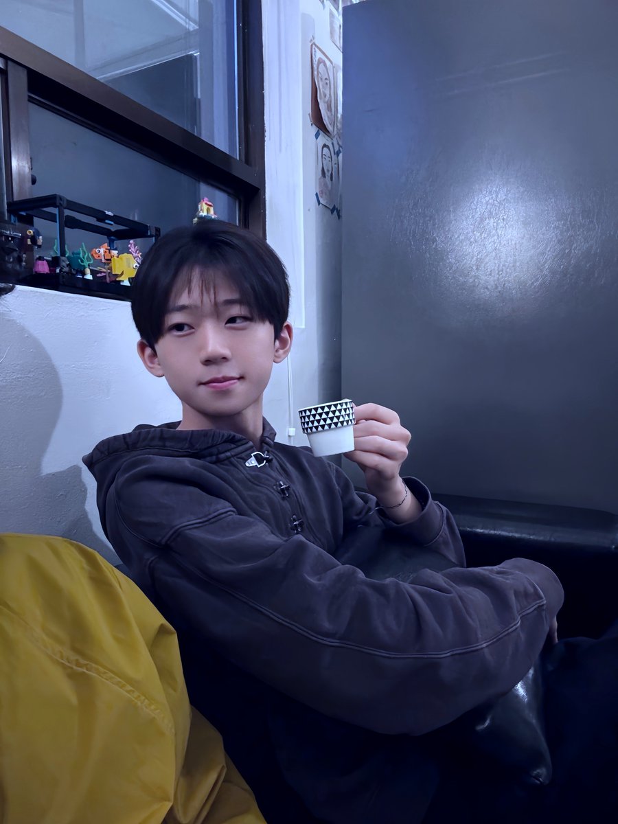 Keaima_v2's tweet photo. #게친소 #ㄱㅊㅅ #게이 https://t.co/ScZnenQzGW