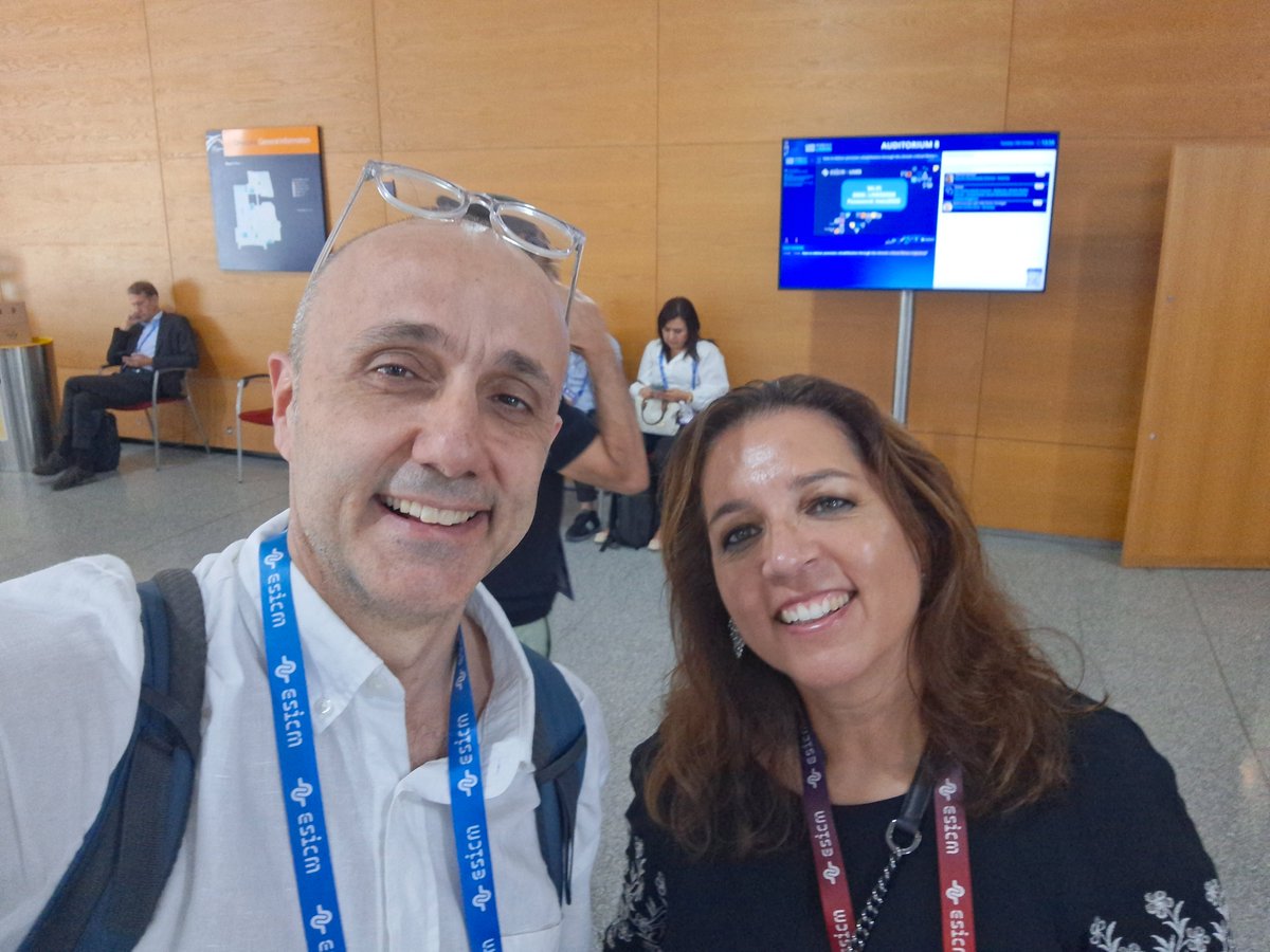 charli_chigrero's tweet photo. ESICM LIVES Lisboa 2026. Otro año aprendiendo y compartiendo medicina, ecocardiografía, fisiología... excusa pa´juntarse con amigos para pasarlo bien.
Un placer, como siempre. El año que viene más!!!
#ESICMLIVES2026 #EDEC https://t.co/bjIymwSdPu