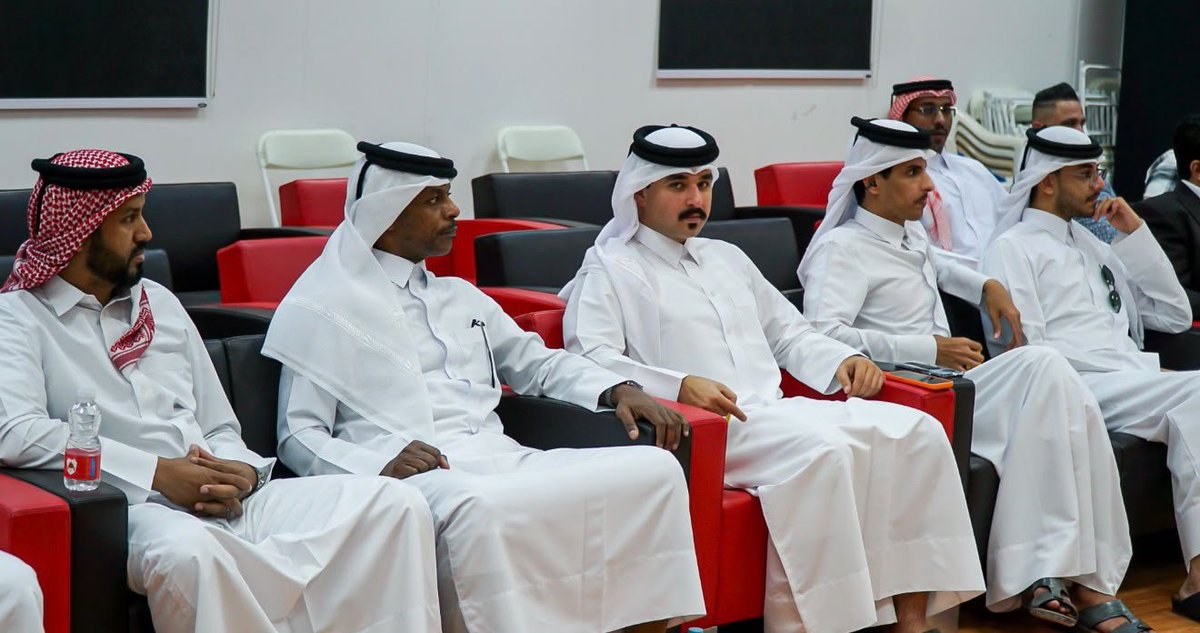 alrayyanyc's tweet photo. نظم الجهاز الشبابي بنادي الريان جلسة نقاشية لتطوير الذات https://t.co/NYjI4C9UsS