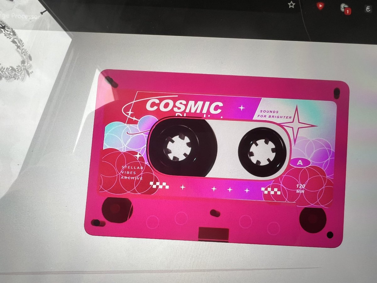 dfp_etsy's tweet photo. @thebuggeddev i think its terrible. Mine made this crap. This same prompt is a copy and paste from someone else using it and i get this turd https://t.co/a8C3DM3RQK