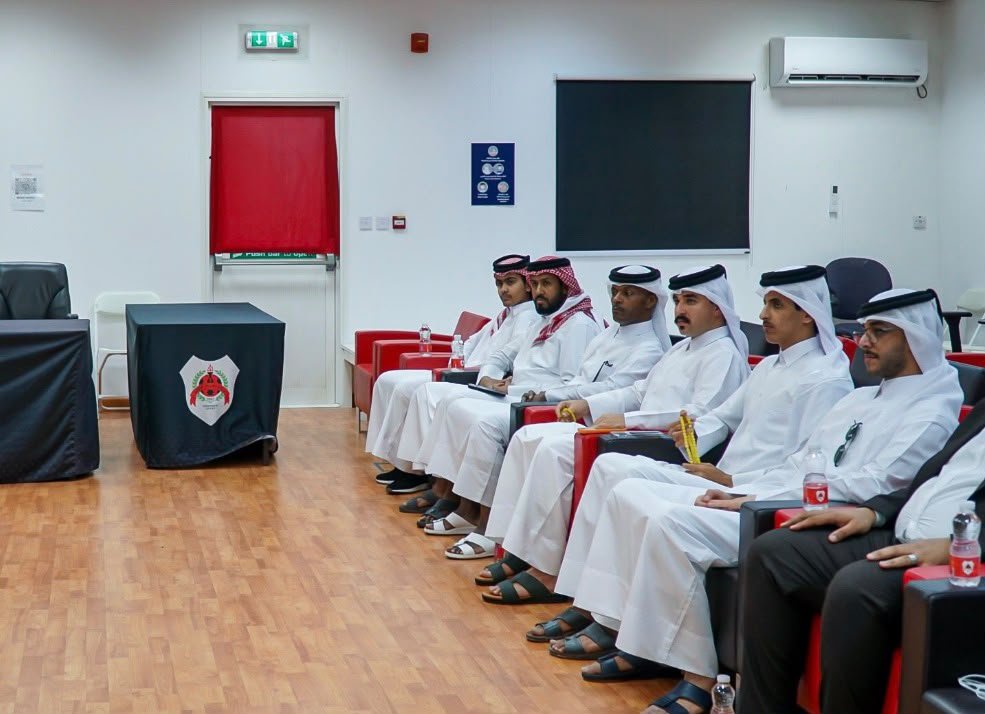 alrayyanyc's tweet photo. نظم الجهاز الشبابي بنادي الريان جلسة نقاشية لتطوير الذات https://t.co/NYjI4C9UsS