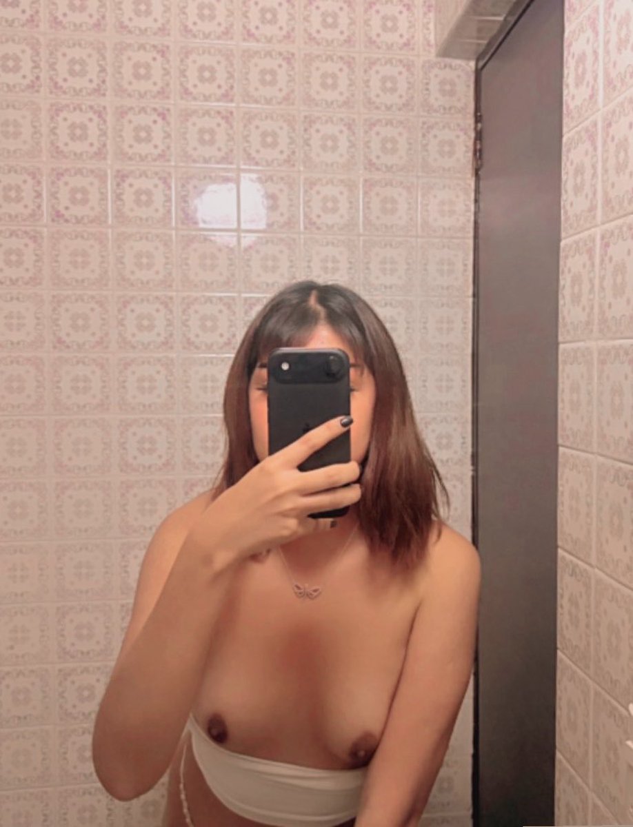 ilseryx's tweet photo. me chupas mis tetitas ?🥺🍒

https://t.co/jaHDVXpINQ https://t.co/VzfdJiK2yY