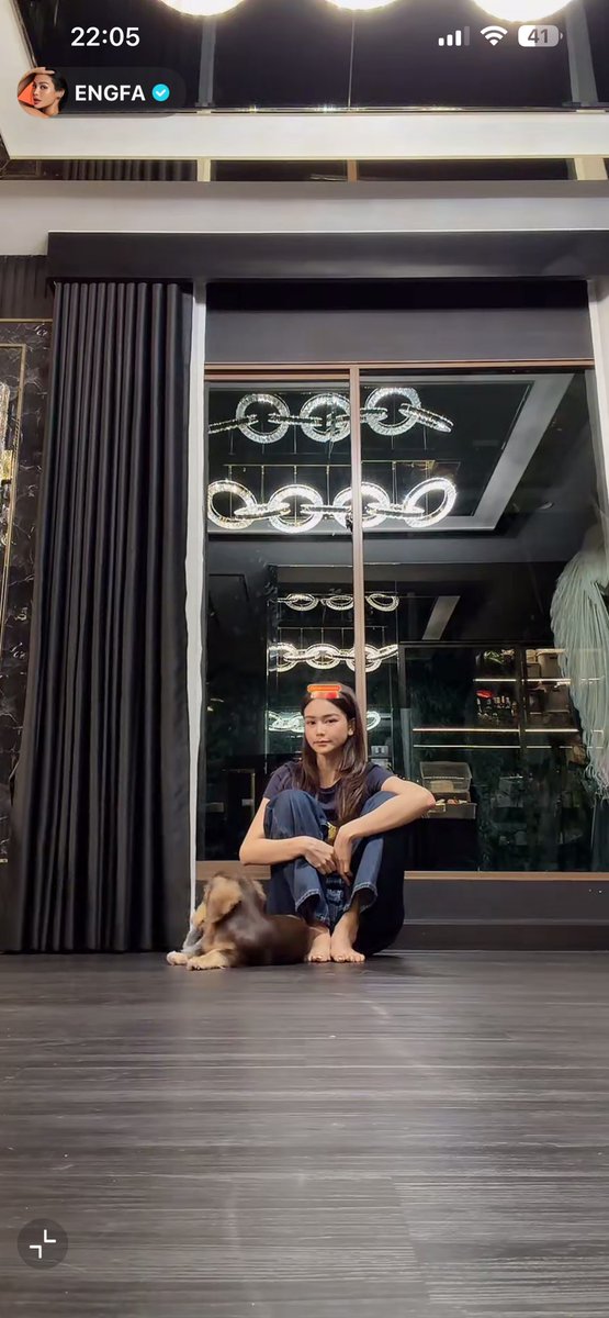 Jimmigo__'s tweet photo. แกกกกกกก🥹🥹🥹🥹 สิ่งนี้คือสิ่งที่เยียวยาจิตใจชั้นมาตลอด 5ปี ชั้นคิดถึงเขาเวอร์ชั่นนี้มากก ถึงว่าเหมือนชีวิตขาดอะไรไป นี่แหละคือคำตอบ #อิงฟ้ามหาชน‌ https://t.co/QVmffAqmGY