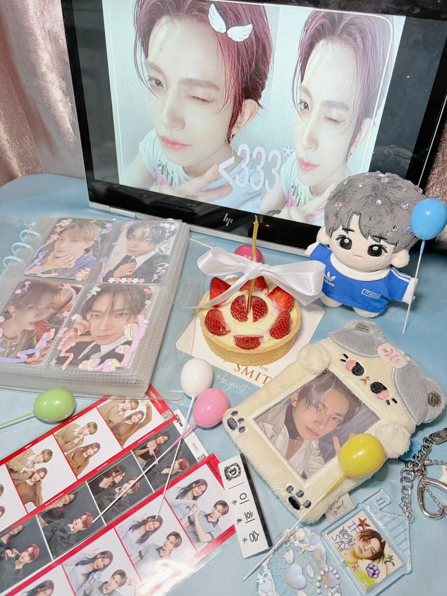 abyiest's tweet photo. — another year celebrating you, my heeseung! 🎂🪽🤍 forever and always, my favorite person. ୨୧ ⋆｡˚ ⋆ 

HAPPY EVAN DAY 
#OverflowingLoveForEVAN 
#아로새겨_시작될_에반의_날
#EVAN #에반 @h_evva_n @evan_officialJP https://t.co/TKaA2v3gDL