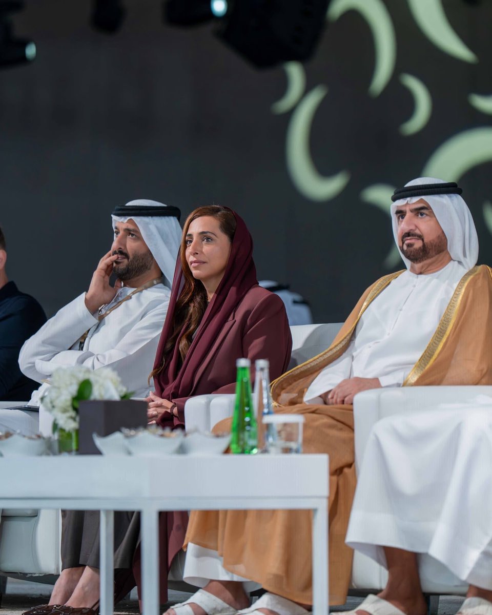beeahgroup's tweet photo. #UAE
تواصل “بيئة” دعم منتدى الشارقة للاستثمار، والمساهمة في ترسيخ منصةً تجمع القيادات الحكومية والمستثمرين ورواد الأعمال وكبار المسؤولين التنفيذيين في قطاع الأعمال، لاستكشاف فرص تحقيق النمو الاقتصادي المستدام في الشارقة وخارجها.

وفي هذا العام، وبصفتها شريك الاستدامة للمنتدى، تشرفت “بيئة” بتكريمها تقديراً لمواصلة دعمها، حيث تسلّم خالد الحريمل، الرئيس التنفيذي للمجموعة ونائب رئيس مجلس الإدارة في “بيئة”، التكريم نيابةً عن “بيئة” من سمو الشيخ عبدالله بن سالم بن سلطان القاسمي، نائب حاكم الشارقة، بحضور سمو الشيخة بدور بنت سلطان القاسمي، رئيسة هيئة الشارقة للاستثمار والتطوير (شروق).

ويعكس هذا التكريم أهمية التعاون في دفع عجلة التنمية المستدامة وإتاحة فرص حقيقية للحوار بين القطاعين العام والخاص.
ومع مواصلة منتدى الشارقة للاستثمار دوره في ربط الأفكار ورؤوس الأموال وبناء الشراكات، تظل “بيئة” ملتزمة بدعم المبادرات التي تسهم في دفع عجلة الابتكار والاستثمار وتحقيق النمو طويل الأمد في الإمارة وخارجها.

For many years, BEEAH has supported the Sharjah Investment Forum, contributing to a platform that brings together government leaders, investors, entrepreneurs and business executives to explore opportunities for sustainable economic growth in Sharjah and beyond.

This year, as Sustainability Partner of the Forum, BEEAH was honoured to be recognised for its continued support, with our Group CEO, Khaled Al Huraimel, receiving the recognition on behalf of the organisation from H.H. Sheikh Abdullah bin Salem bin Sultan Al Qasimi, Deputy Ruler of Sharjah, in the presence of H.H. Sheikha Bodour bint Sultan Al Qasimi, Chairperson of the Sharjah Investment and Development Authority (Shurooq).

This recognition reflects the importance of collaboration in advancing sustainable development and creating meaningful opportunities for dialogue across the public and private sectors.

As the Sharjah Investment Forum continues to connect ideas, capital and partnerships, BEEAH remains committed to supporting initiatives that help drive innovation, investment and long-term growth across the emirate and beyond.
#SharjahInvestForum #SustainabilityPartner #BEEAH #Sharjah