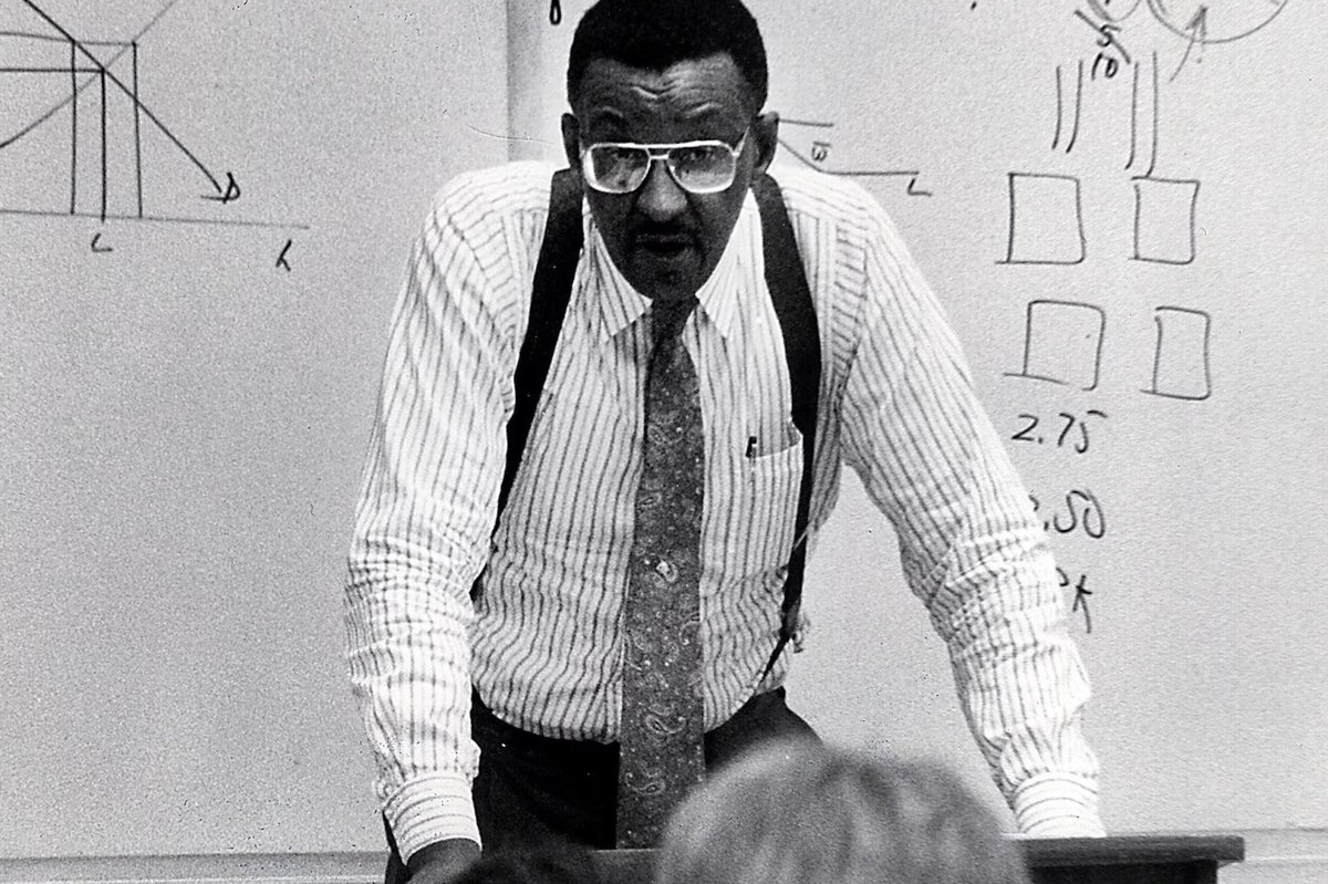 VoLDaily's tweet photo. “Economic planning is nothing more than the forcible superseding of other people’s plans by the powerful elite backed up by the brute force of government.”

— Walter Williams https://t.co/BDpnLDcf7I