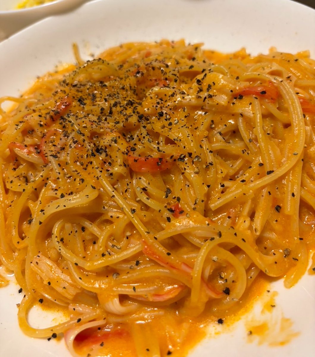 homuratandao's tweet photo. お昼はカニカマトマトクリームパスタでちた🙂‍↔️🙂‍↔️💗

パスタ作りすぎてホンマニ(  ･᷄֊･᷅ ) https://t.co/CMDLaSd9qz