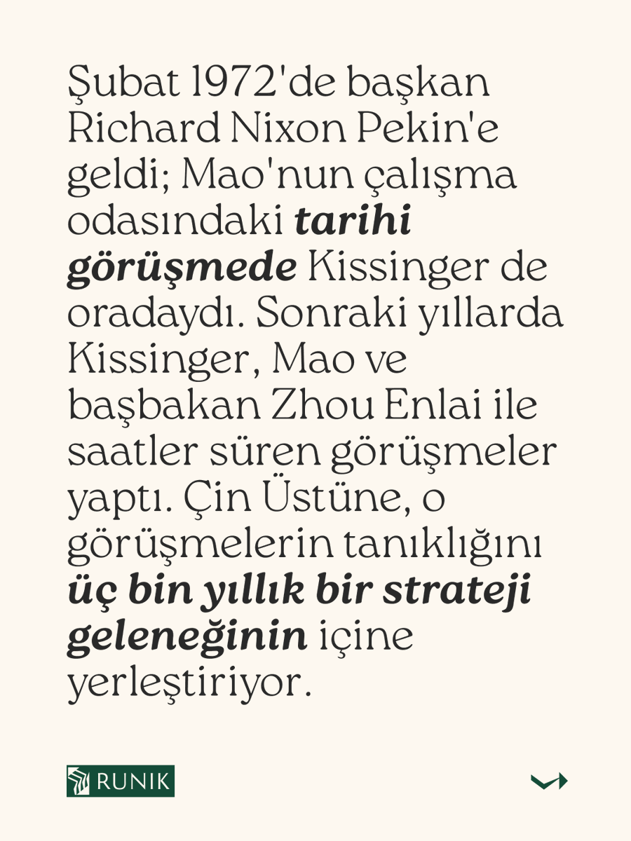 RunikKitap's tweet photo. Mao Zedong öleli bugün 50 yıl oldu. Onunla aynı masaya oturan Henry Kissinger, Çin'in stratejik aklını bir oyunla anlattı: satranç kesin zaferi, wei qi sabırlı kuşatmayı ödüllendirir. "Çin Üstüne", o masanın tanıklığı. #RunikKitap #Çin https://t.co/O23Y12LfKJ