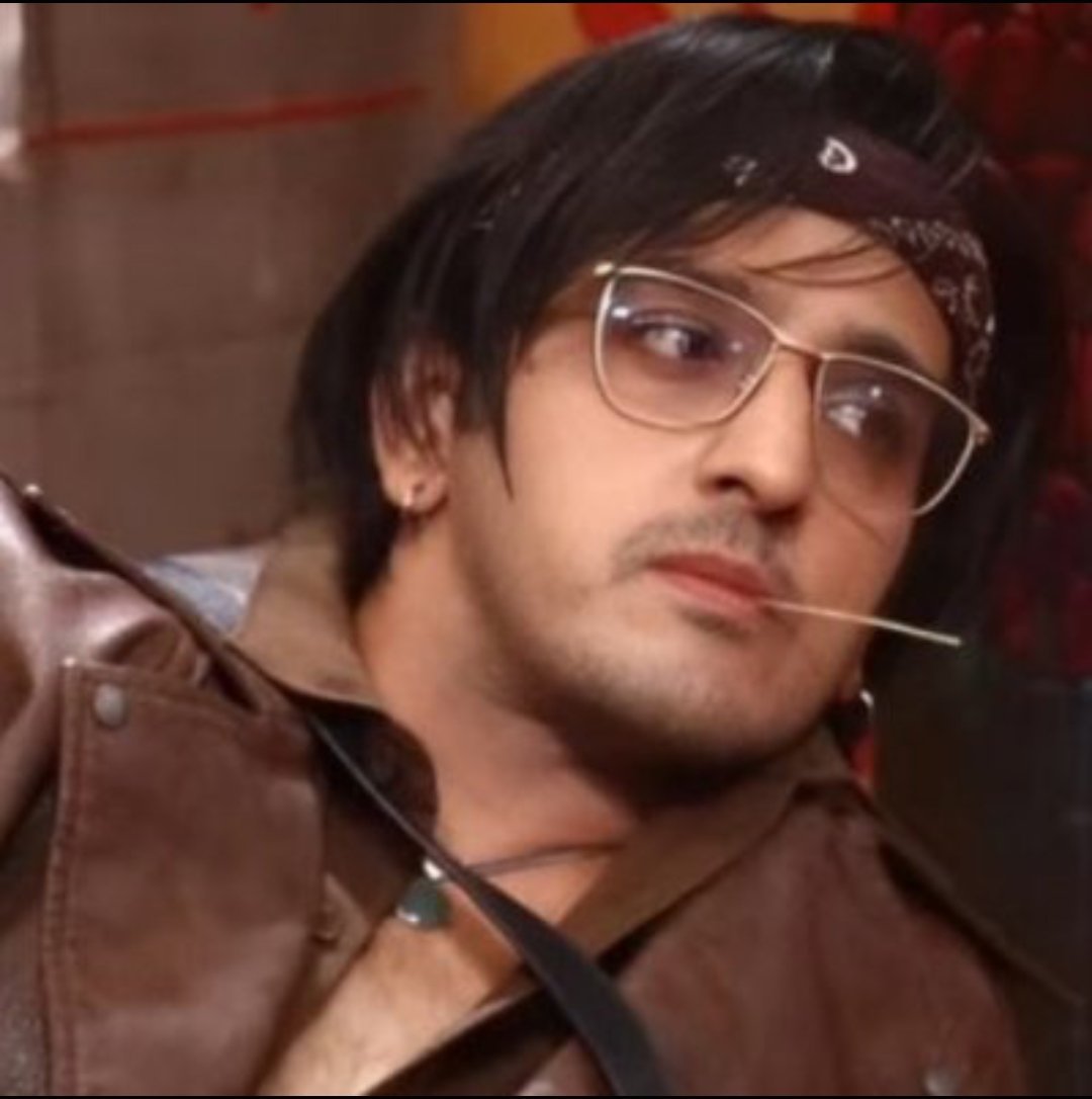 ritesh1555's tweet photo. Qazi is still the GOAT of Bigg Boss

Audience are trending with 

STOP NEGATIVE PR AGAINST QAZI

QAZI RISING ABOVE HATE https://t.co/6CTmtnhDDA