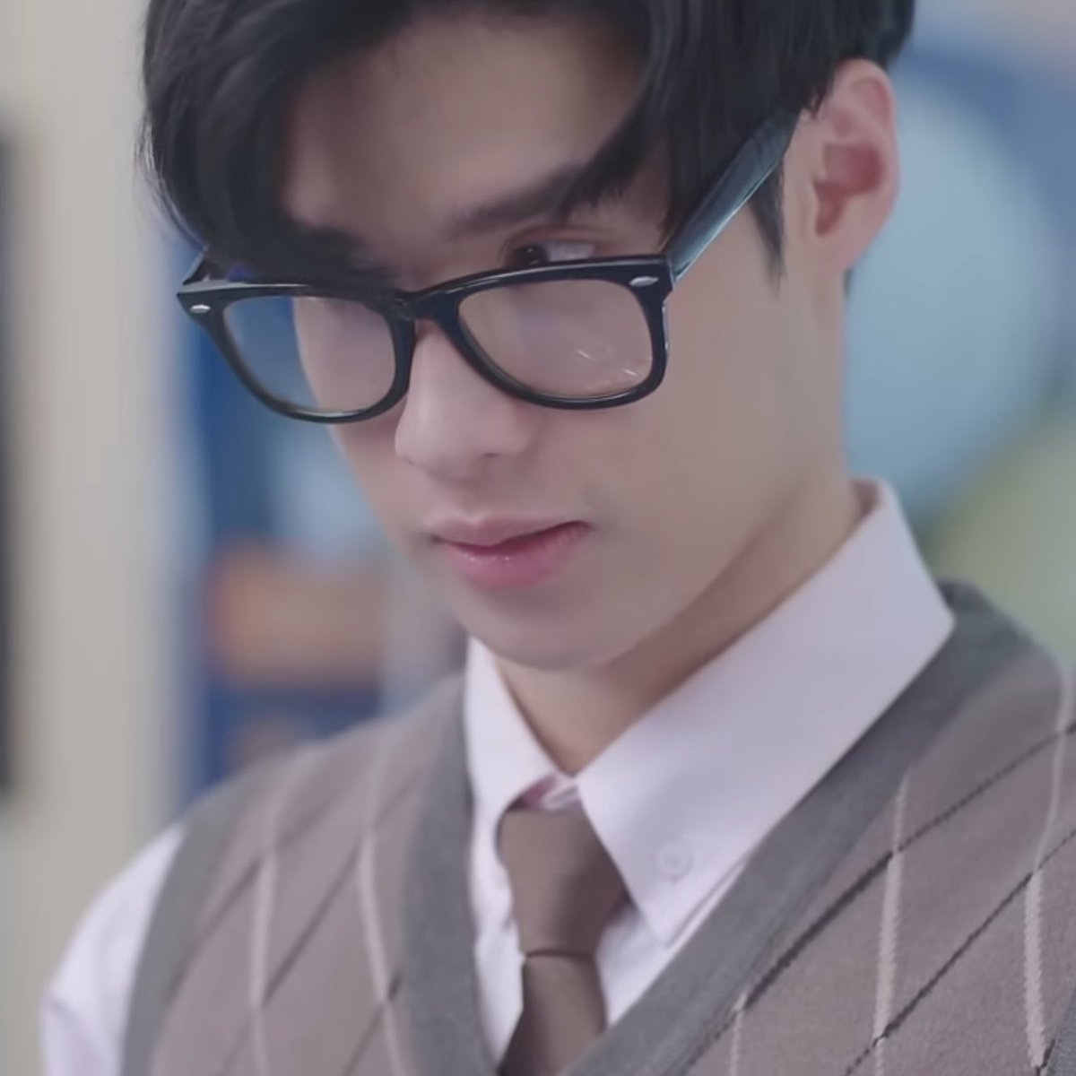 wolleypooo's tweet photo. เค้ารักแว่น💘👓 https://t.co/s3pCeb6wD8