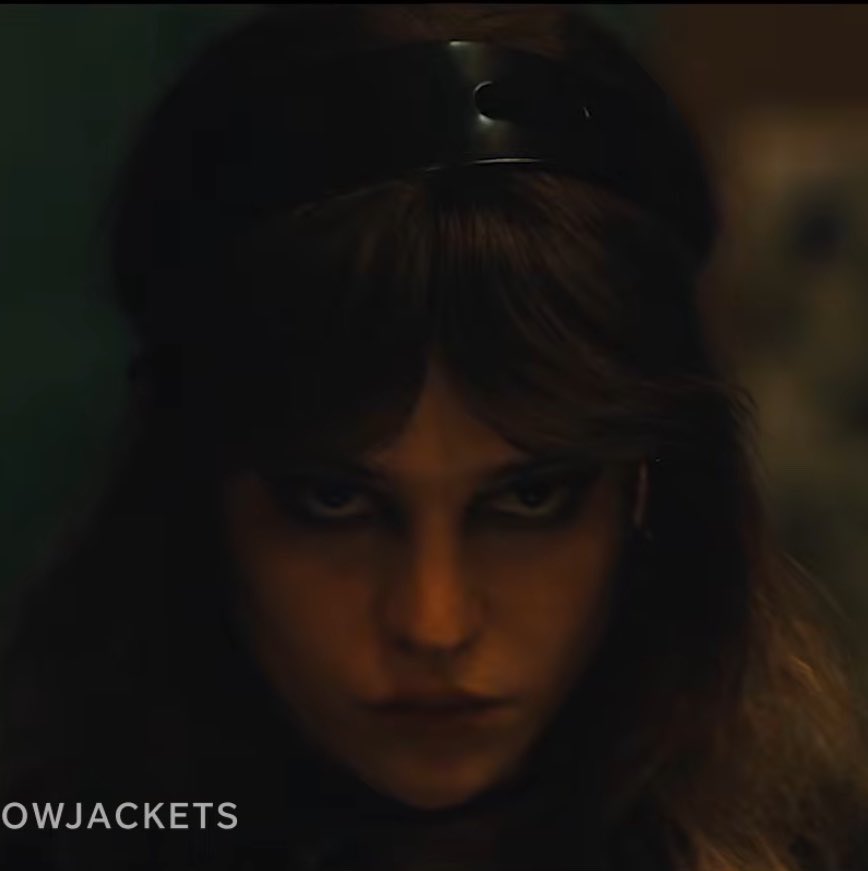 lqvenderhqze's tweet photo. wait like actually jesus christ holy shit she's so fucking hot i'm losing my mind https://t.co/dTxHGdAXVA