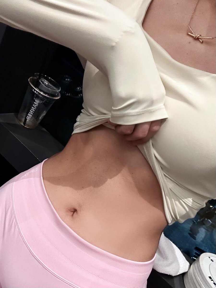 Cheeseater007's tweet photo. 晚上好！本人女生，02年，周末找个男搭子，不要口嗨，不要聊骚，接受病毒测试，走起来。 #固炮 #搭子 #约炮 https://t.co/5j6f8idKSG