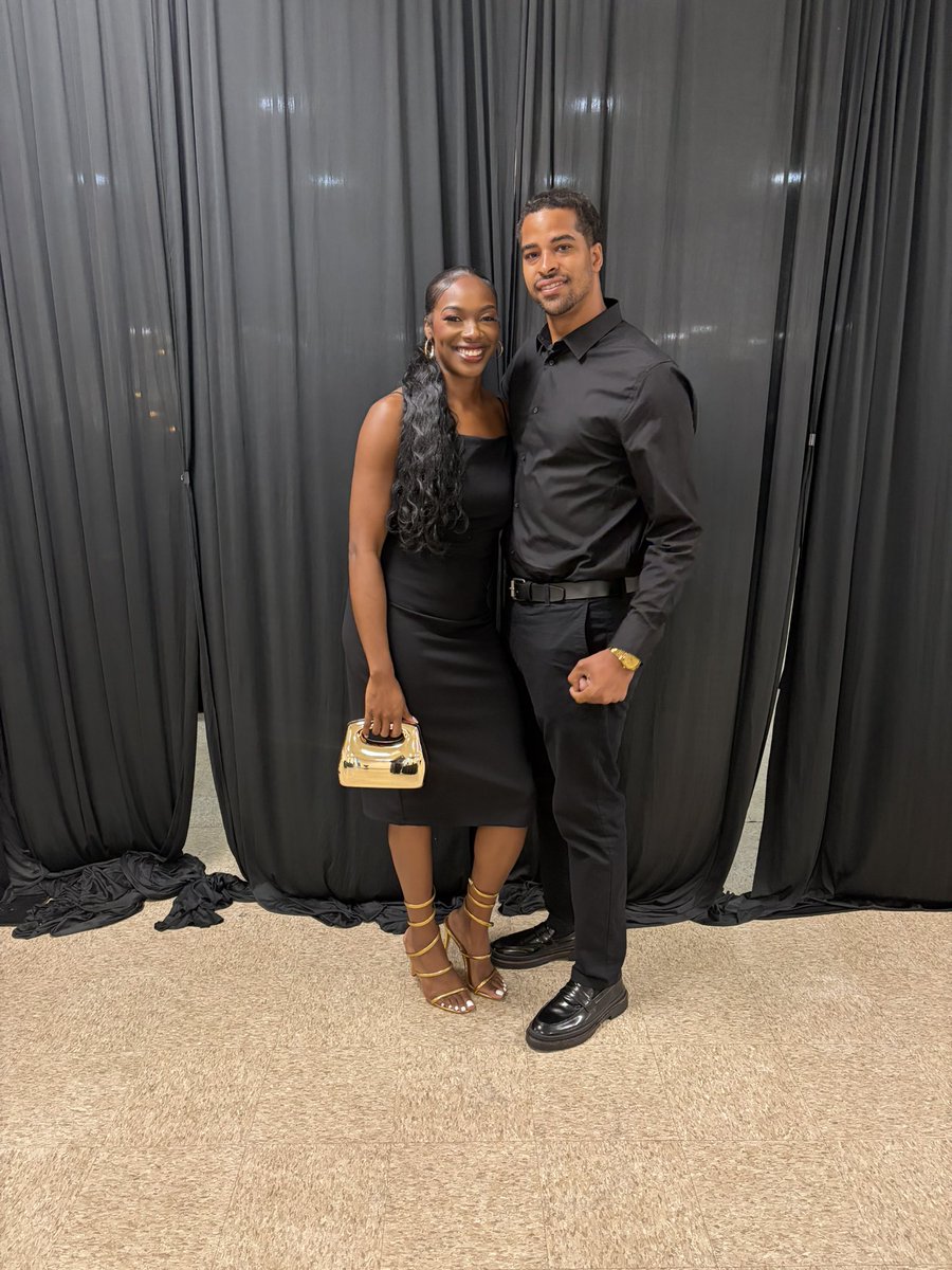 __Maiyaaa's tweet photo. Update: successful date night + fun weekend. Lol. https://t.co/WkD7KvfBcz