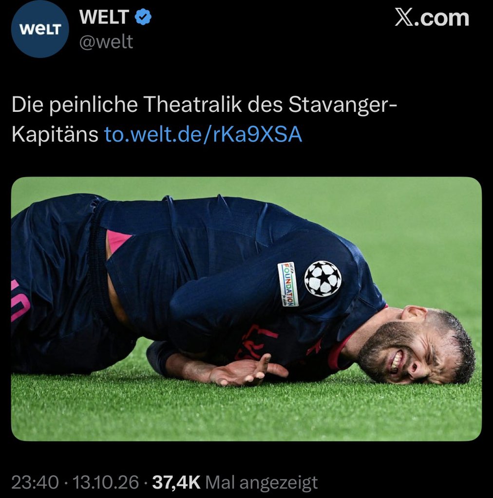 sounds2move's tweet photo. *Underdog mit Kaderwert 56 Mio kämpft wie ein Rudel Löwen und trotz dem 1-Mrd-Kader des Gegners sensationell ein Remis ab*

Bayernfans auf Social Media und Fanboy-Sportredakteure: *direkt Schlaganfall*

#VFKFCB https://t.co/wPAxz2iP7p