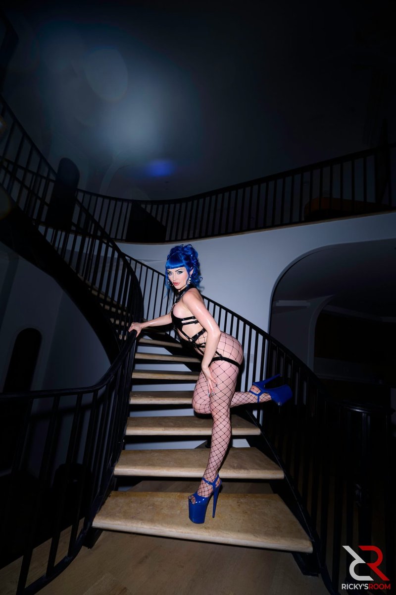 snowplo79616222's tweet photo. You are my muse to goon ❤️@jewelz_blu https://t.co/FTr1pwv0jl