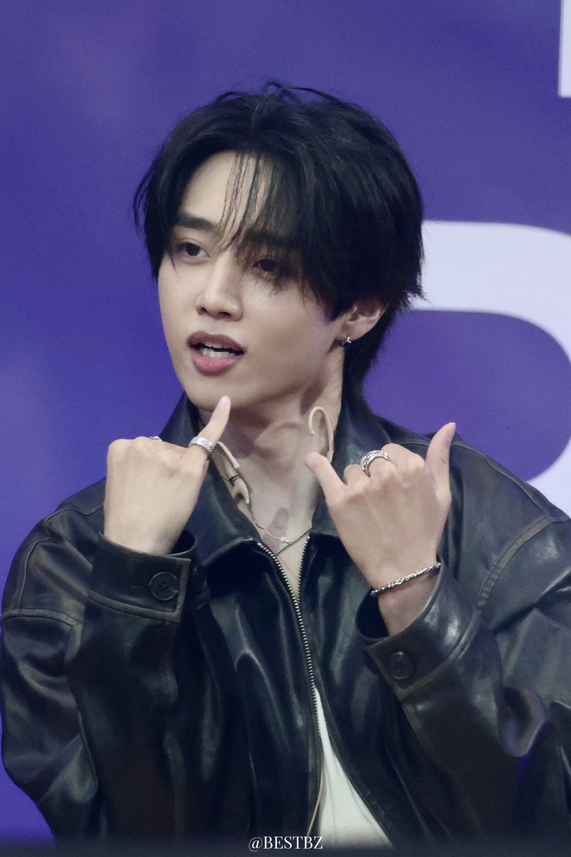 bestwetheboyzzz's tweet photo. 261014 아돌라

#SUNWOO #선우 
#THEBOYZ #TBZ #더보이즈 https://t.co/PRr5fOvi5h