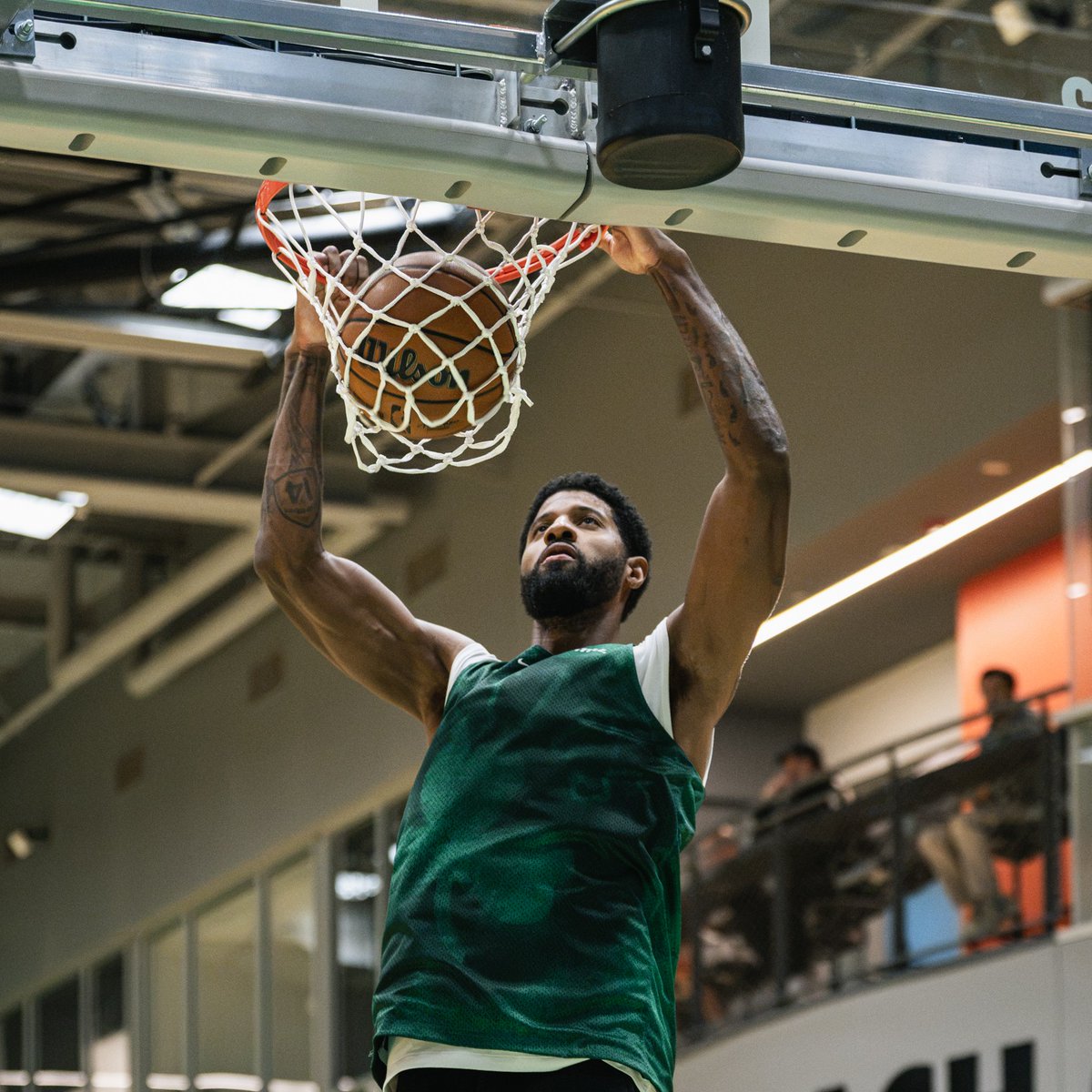 KalshiHoops's tweet photo. Paul George on what he's trying to prove this season with the Celtics:

"I do think that I can turn the clock a little bit. From me now being able to play a season healthy, and be more myself than the injured version of myself. More than anything, that's what I'm here to prove. That when healthy, I can be back to being a premier player in this league."

(https://t.co/qbQUSFWXKD)