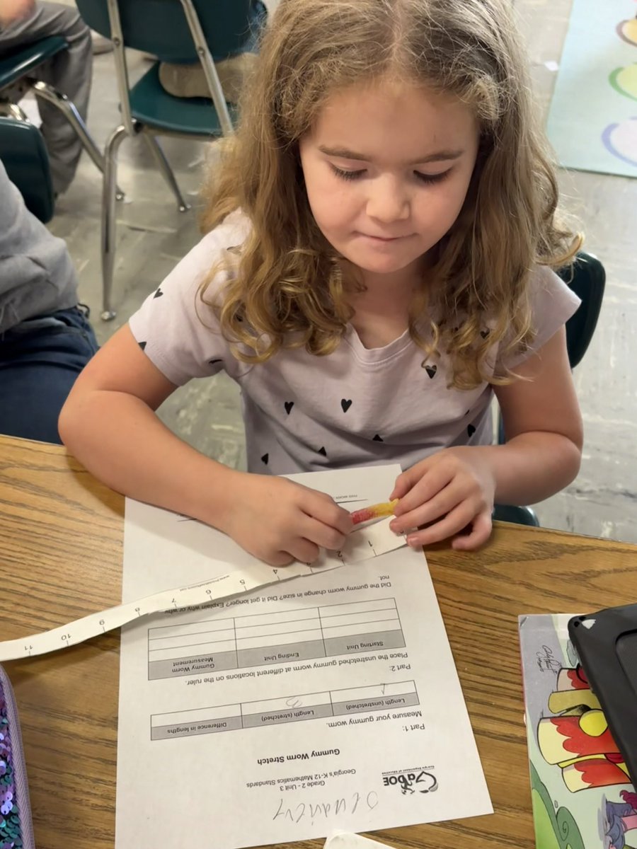 Kmtfsouthern's tweet photo. Ms. Faircloth’s 2nd grade class is stretching their math skills with the GaDOE Learning Plan, Gummy Worm Stretch! Through hands-on exploration, students are measuring, comparing lengths, &amp; applying their math skills in a fun and engaging way! @DFlowLeads @leela_varian @mrsstimmel https://t.co/74mHDK7fx7