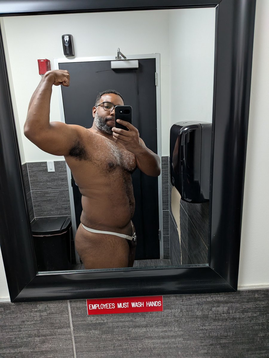 Bullhm52's tweet photo. Just being meat https://t.co/r8WeVZPk2f