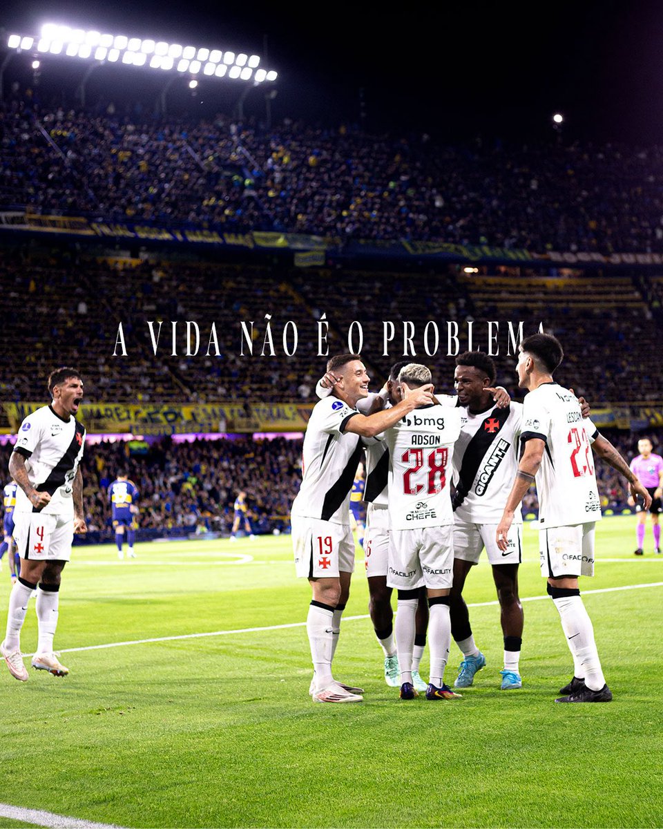 VascodaGama's tweet photo. Cada obstáculo, uma lição. ⚔️💢

📸: Matheus Lima e Dikran Sahagian | #VascoDaGama https://t.co/gAQR2RyqCj