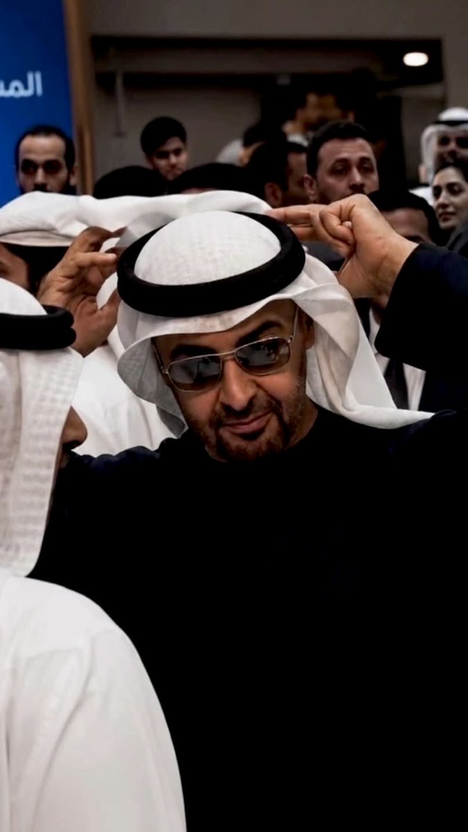 Dera34190071's tweet photo. الله، ثم الدار، والحاكم البارّ
وبعــض الفتن ياشيخ صارت مفيـدة 
فيها انكشـف صاحب ومبغض وغدارّ 🫡 https://t.co/dahFjX3D2H