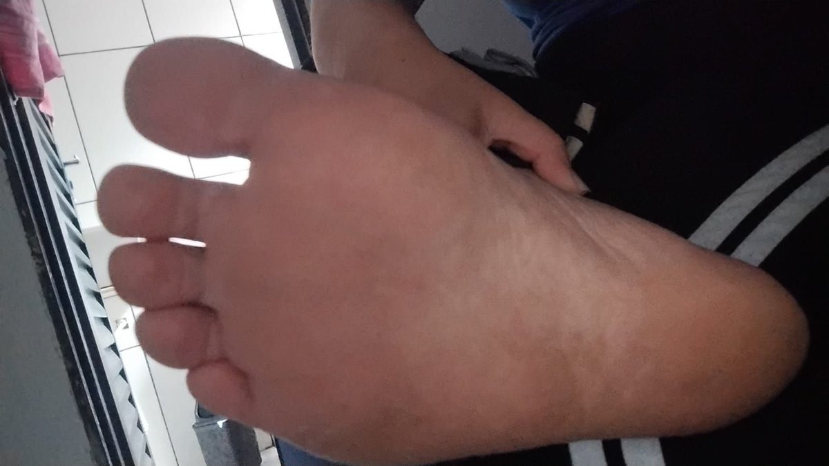 leh1704's tweet photo. On para vendas 
#findombr #finsub #findomme #feetfetsh #pezinho #dirtyfeet #pesujo #moneyslave #paypig #podo #pedemulher #vendopack #soladopé https://t.co/ZE1luorDvX