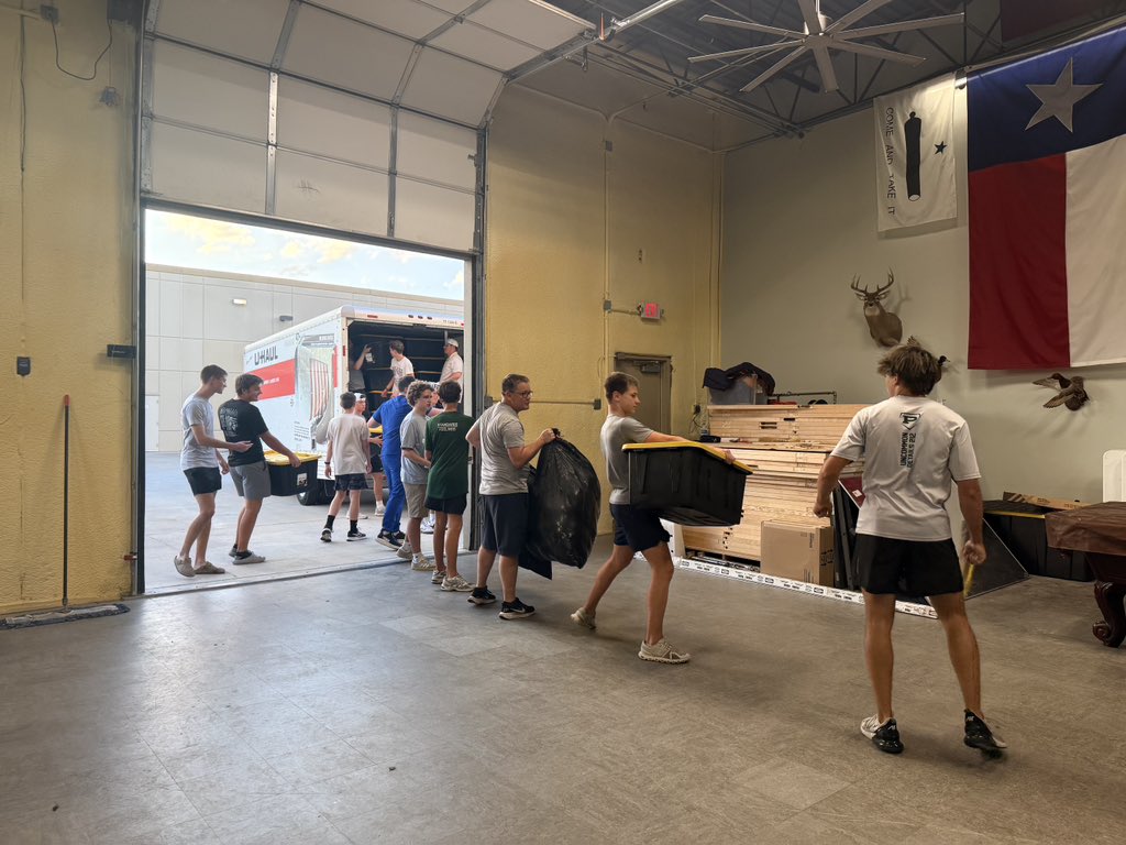 ThePHSBaseball's tweet photo. What do our guys do on their day off? SERVE OTHERS. 

Thank you to @CornerstoneNCT for the opportunity!

Shoutout to @RyderFranks29, @CDuncanPHS27, @LandonSolimando, @PaxtonWill24, @GreysonStubbz, &amp; #Ernie for stepping up!

#Uncommon #StandardsOverFeelings #Details212 https://t.co/UNPE7g2O8t