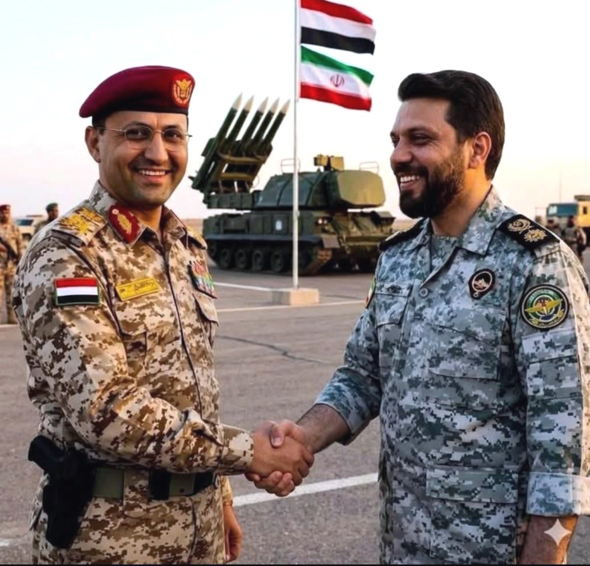 Mahdi252M16's tweet photo. ما شیعه علی بن ابی طالب هستیم و جز از خدا از هیچکس نمی‌ترسیم ☝️ https://t.co/1BzcM2gtGo