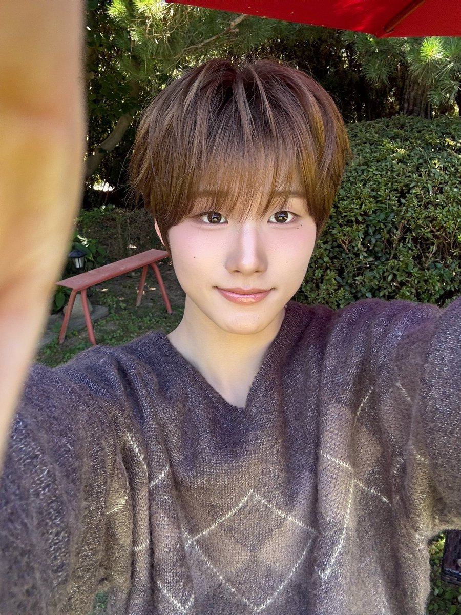 hjtaein's tweet photo. whoever speaks ill of him will start coughing in seven seconds https://t.co/3EbIZbTOvs