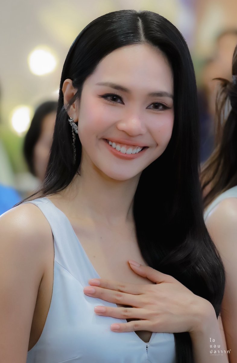 iampla_p's tweet photo. ตกหลุมรักผ่านเลนส์อ่ะ

PUINOONBINT DESTINY MOMENT  
#destinyclinicxPuinoonBint #bintsireethorn https://t.co/c55TEkWzPL