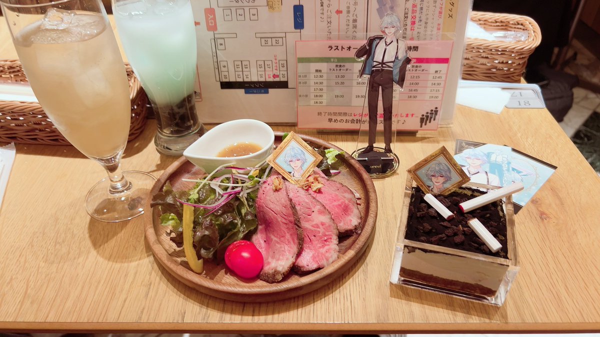 ms16922's tweet photo. 一旦気持ちの箸休めでコラボカフェ供養しとくね。愛してる🩵🚬くん。あと今回のライタークソ欲しい。金がねぇのはうちもだよ。 https://t.co/t2O4o3aZGb