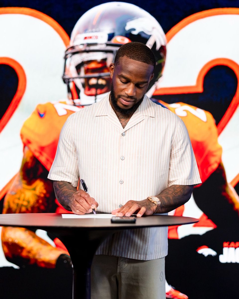 Broncos's tweet photo. Orange &amp; Blue, always.

@ReemBoi25, who played in Denver from 2019-23, officially chose to retire as a member of the Broncos today.

Congrats, K-Jack! https://t.co/VUpVL8B7E1