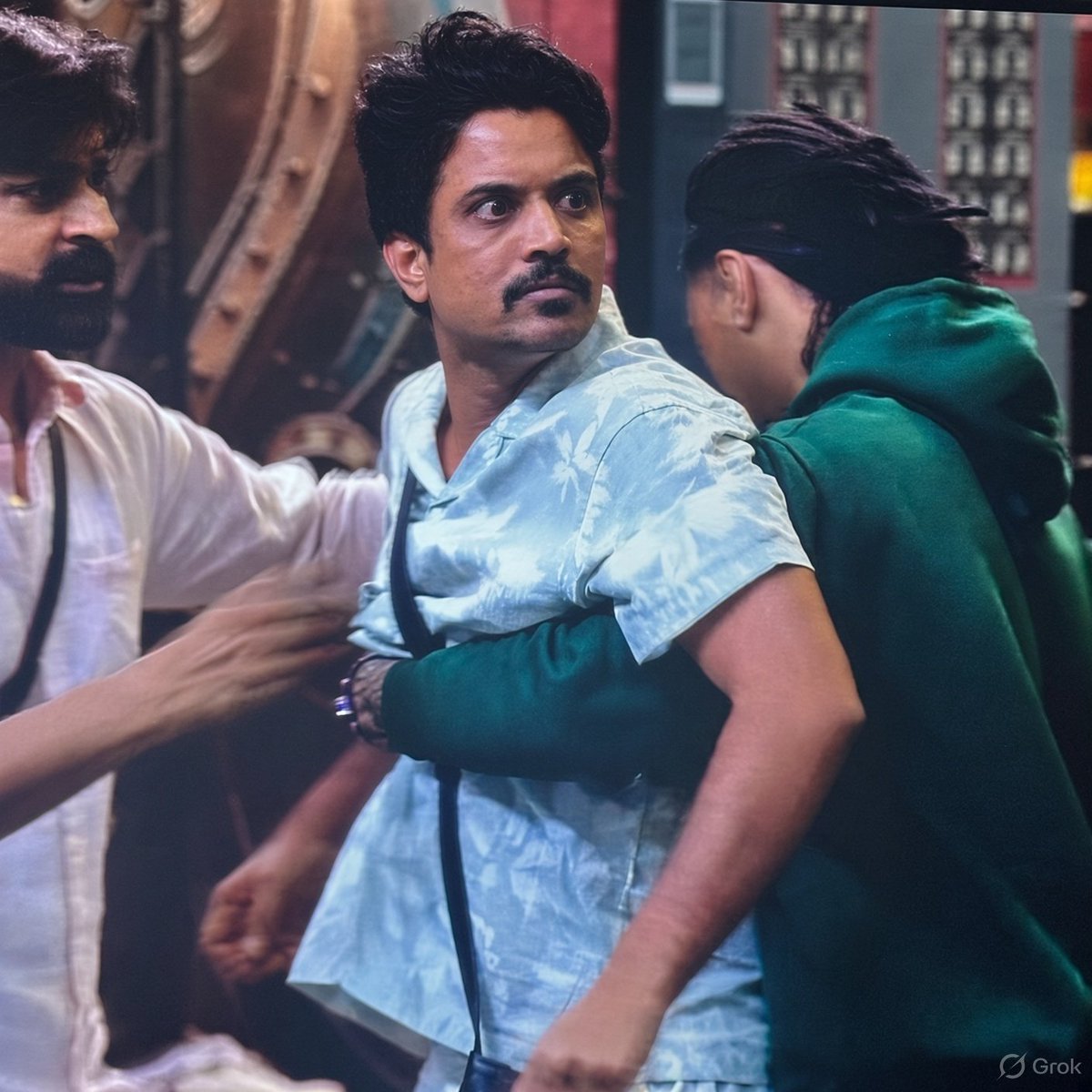 sh_oobham's tweet photo. Bodmosh 😈

#asif #bigboss20 #bigboss20biased #nakuldhul https://t.co/ejPmUDdKdz